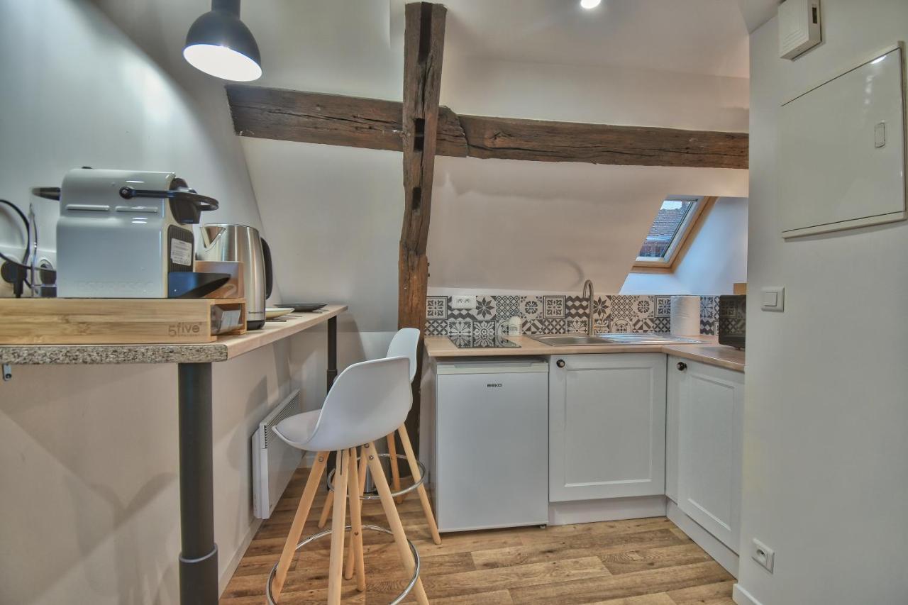 Le Cosy Apartment Epernon ภายนอก รูปภาพ