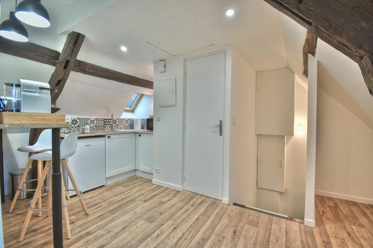 Le Cosy Apartment Epernon ภายนอก รูปภาพ